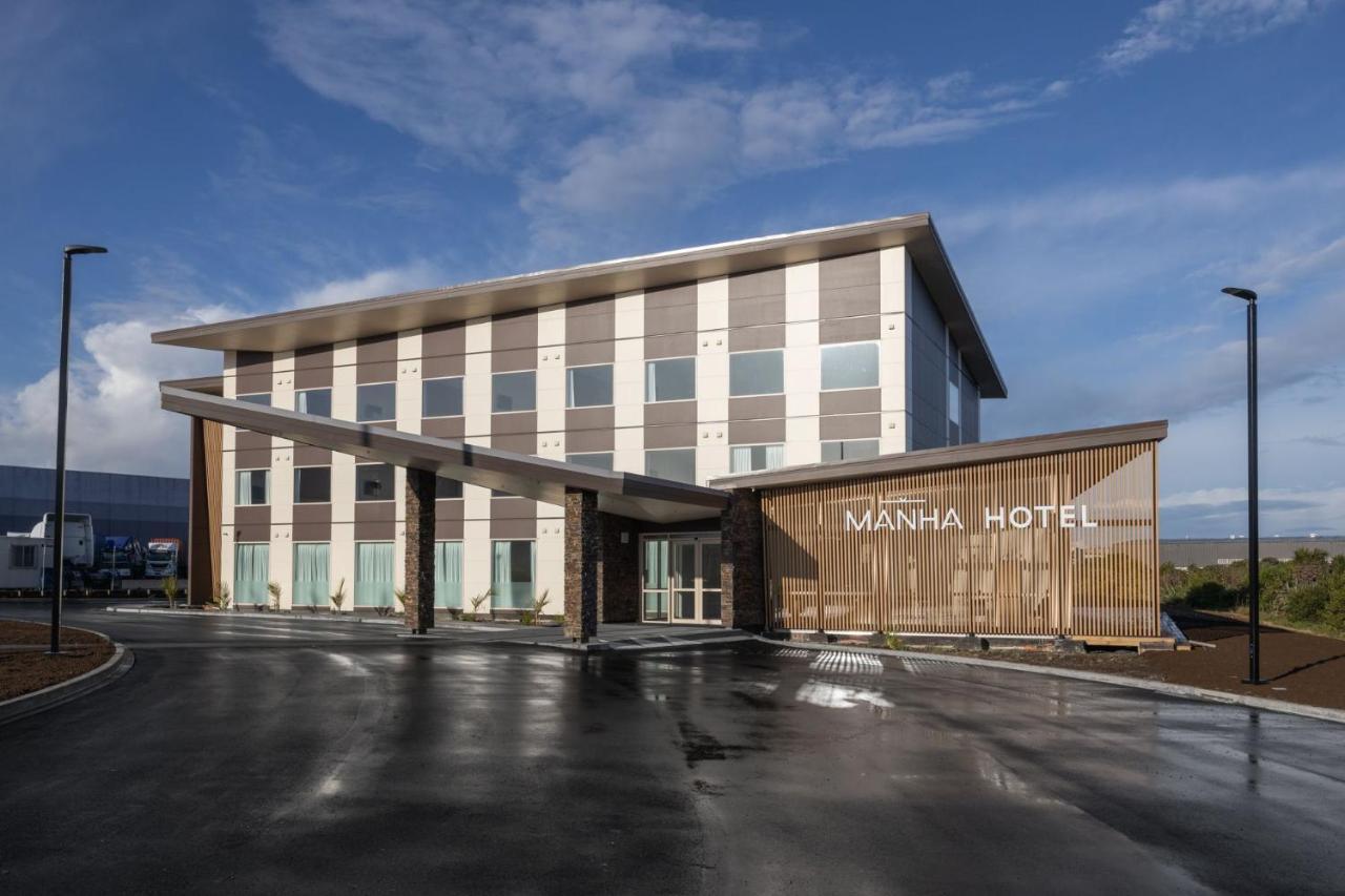 Manha Hotel Auckland Airport Exterior photo
